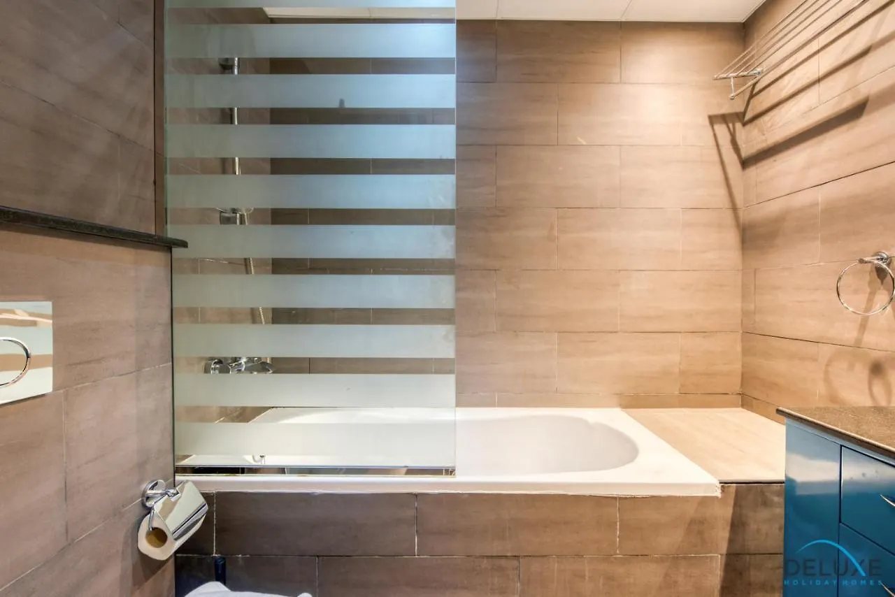 Lovely 2Br At Dec Tower 2 Dubai Marina By Deluxe Holiday Homes 0*,  United Arab Emirates