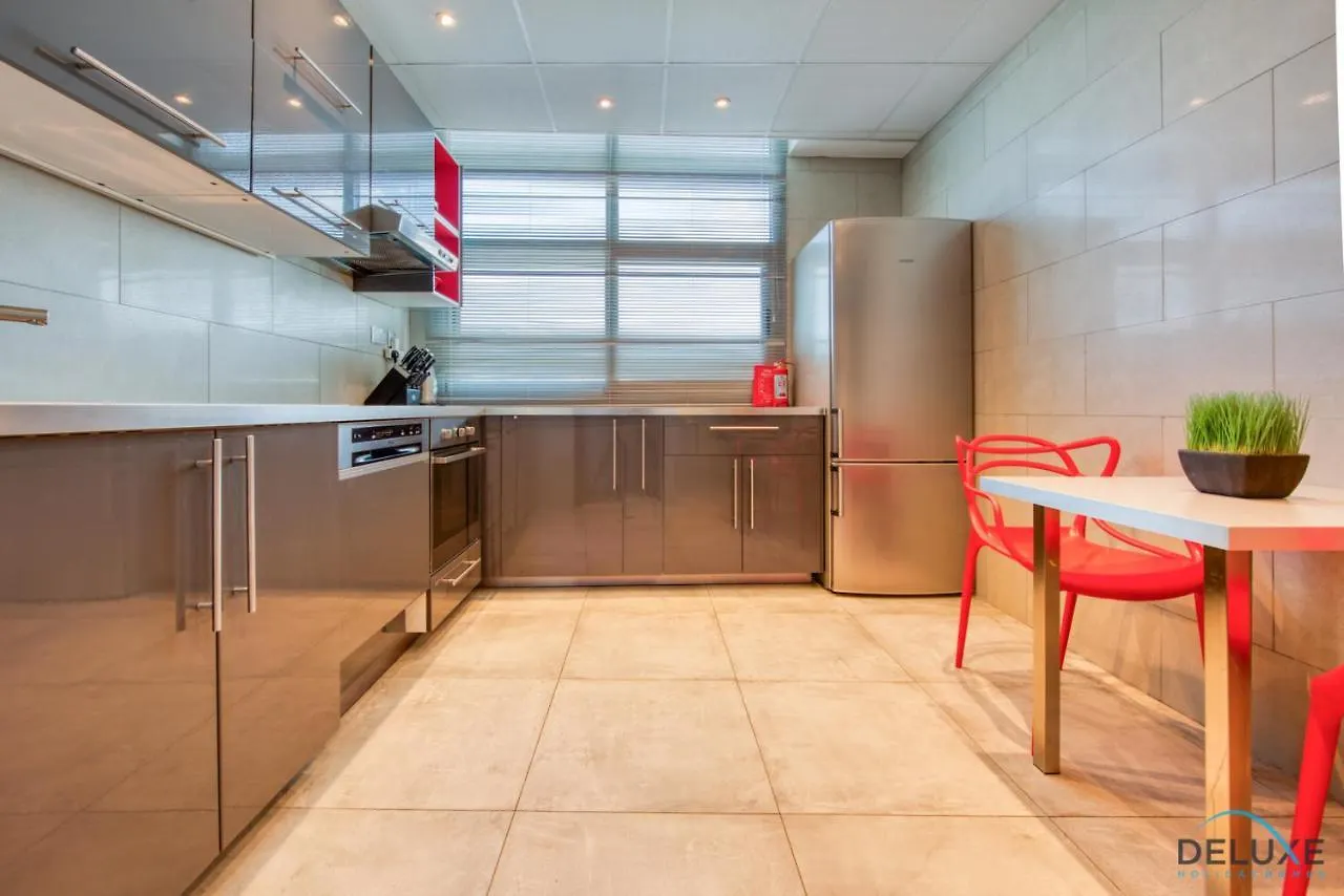 Lovely 2Br At Dec Tower 2 Dubai Marina By Deluxe Holiday Homes
