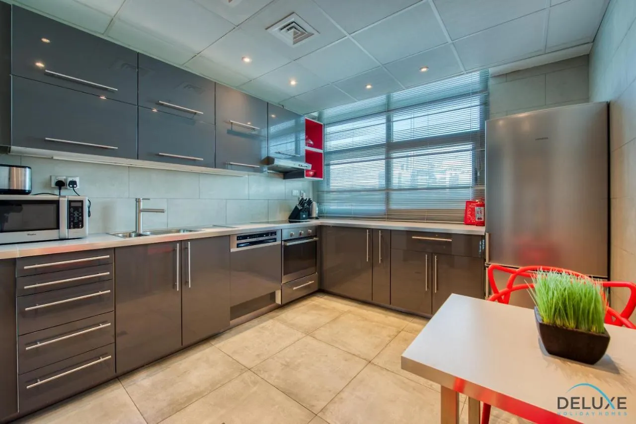 Lovely 2Br At Dec Tower 2 Dubai Marina By Deluxe Holiday Homes Apartamento